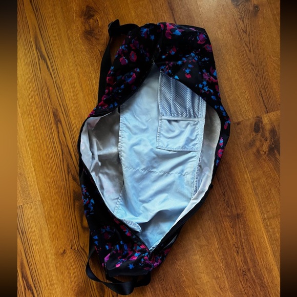 Lululemon The Yoga Mat Bag carry bag shoulder strap splatter purple blue black - Picture 4 of 5